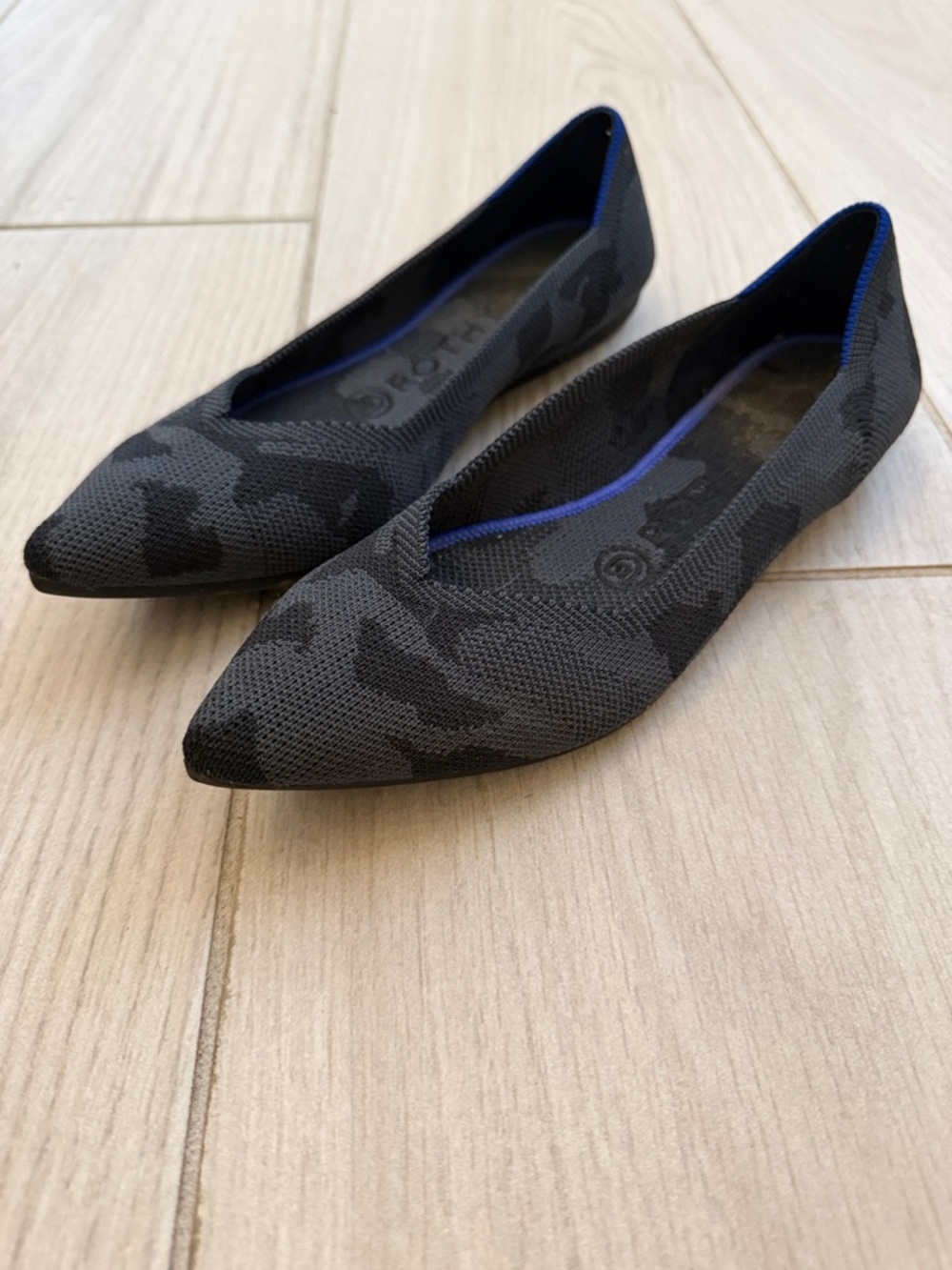 Rothy’s Pointed Toe Black Camouflage Knit Flats